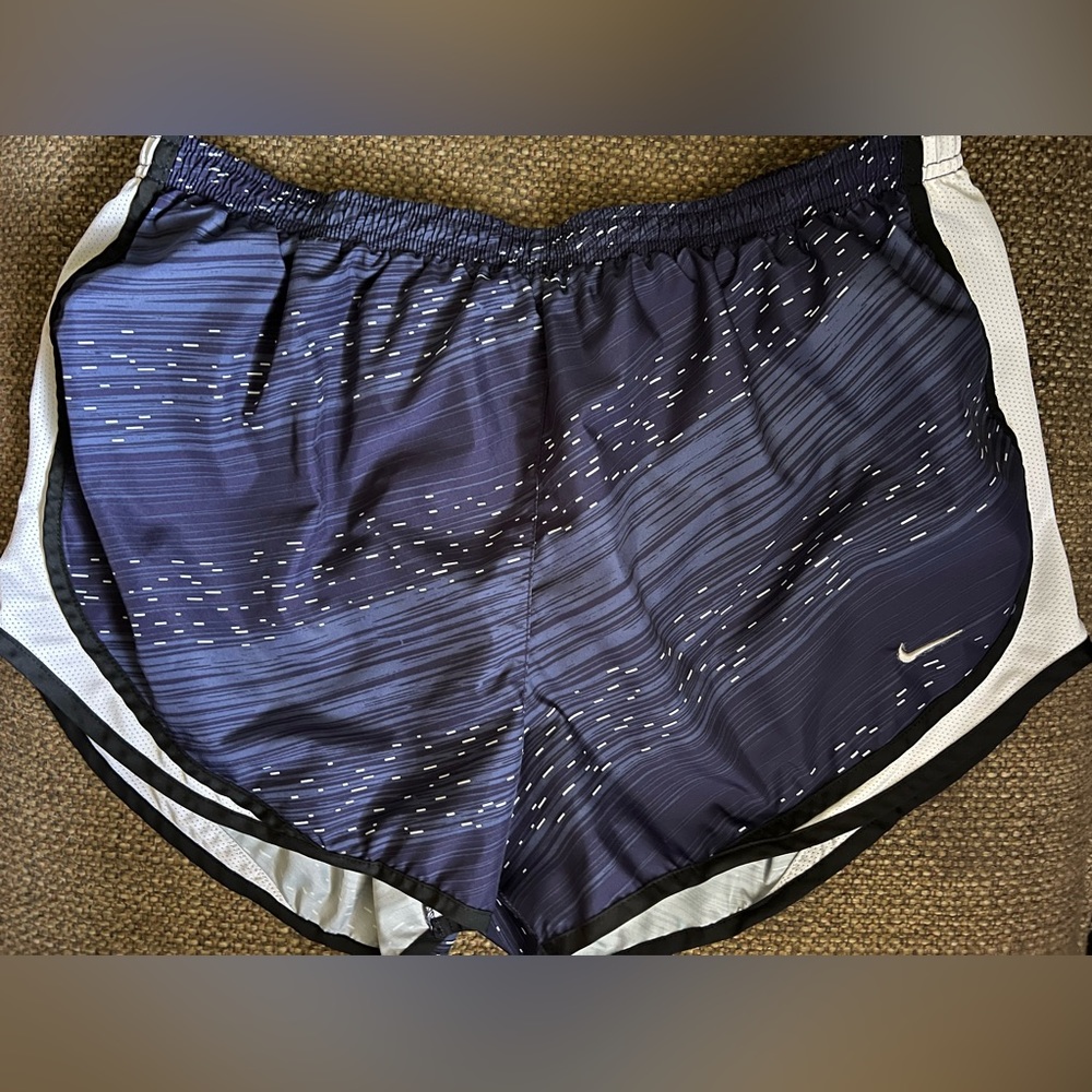 Women’s Nike Tempo Shorts